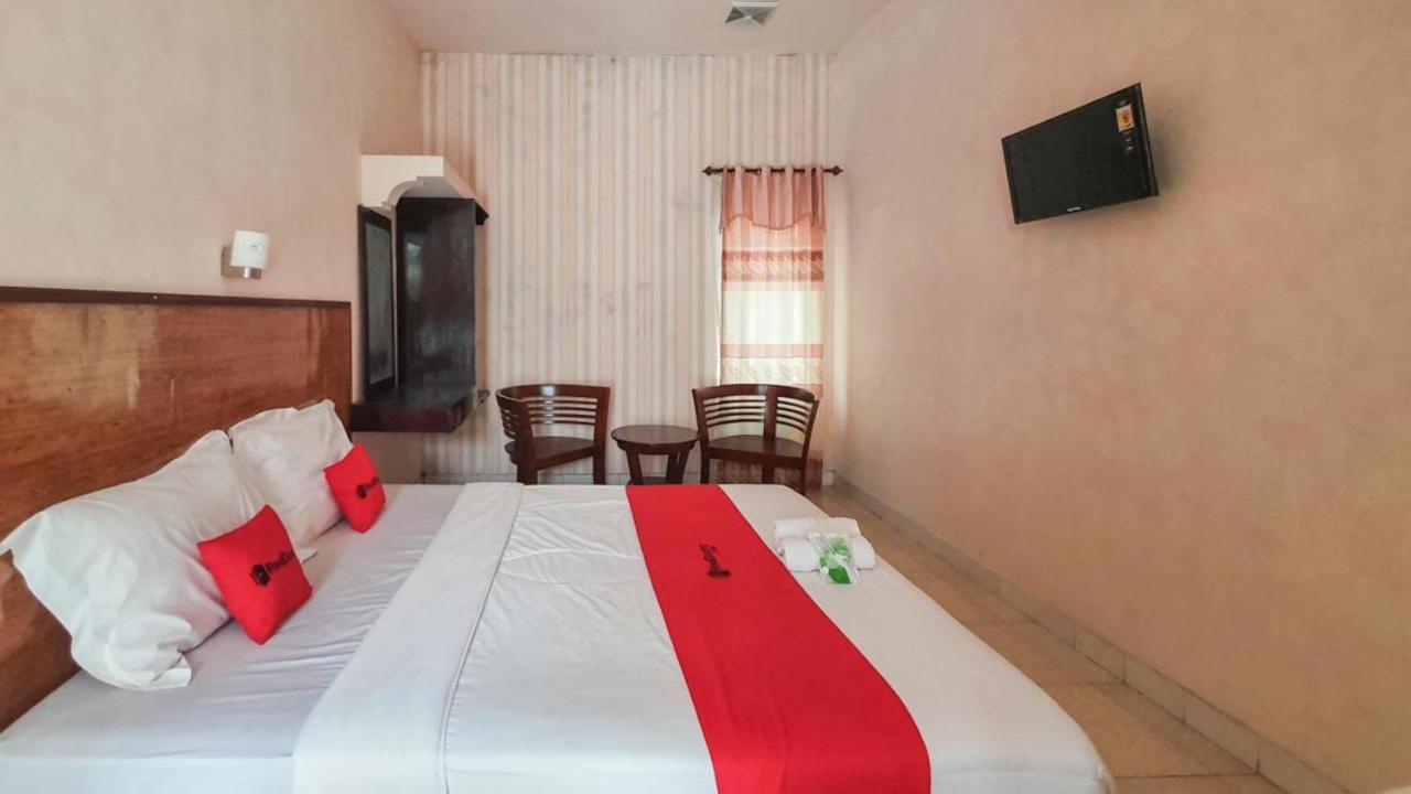 RedDoorz At Pujon Malang Hotel Batu  Bagian luar foto